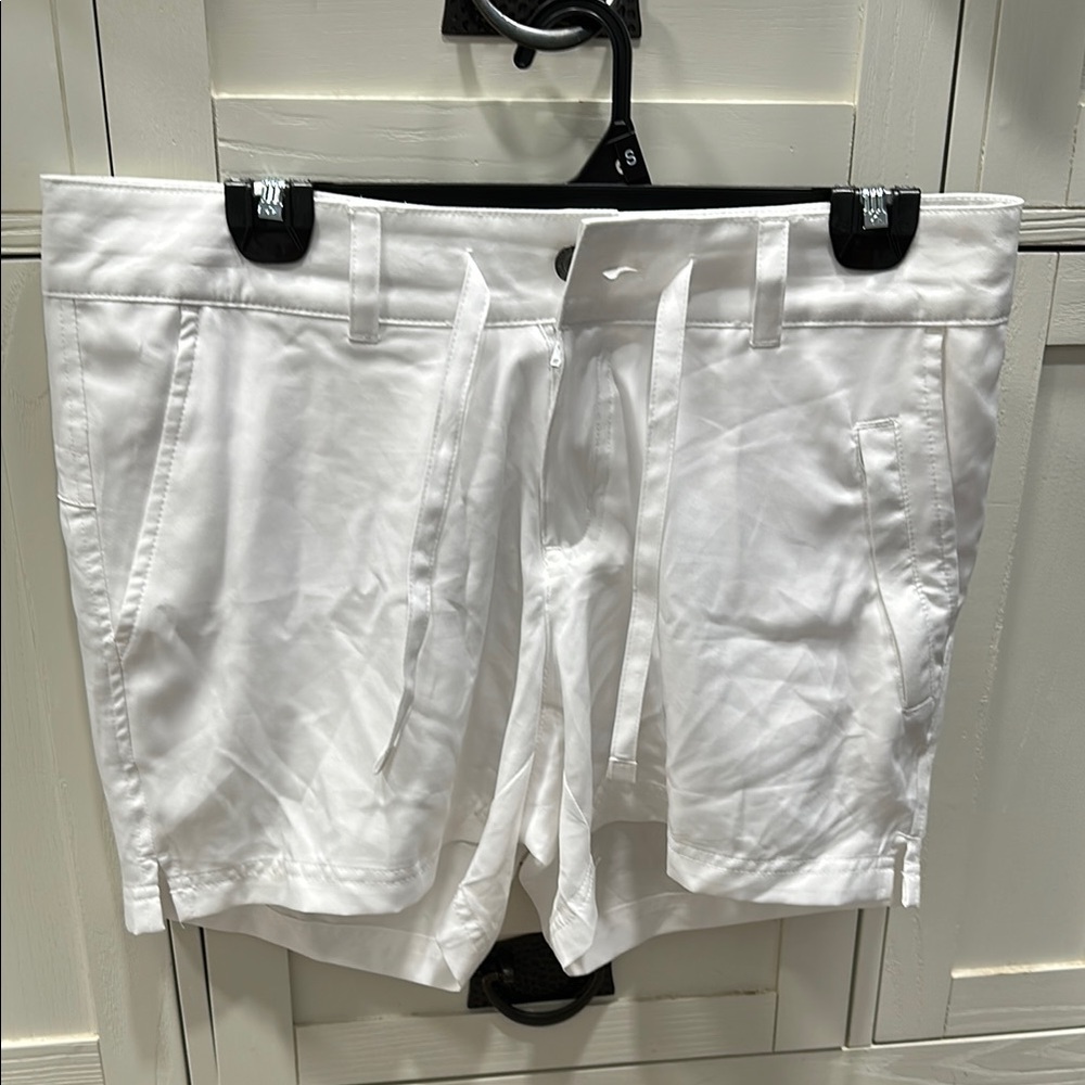 Magellan Outdoors White Flat Front Shorts